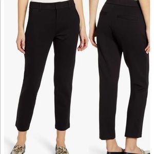 Best selling Wit & Wisdom cropped trousers in excellent condition!